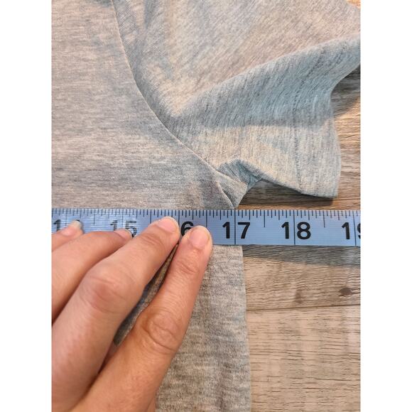 Time and tru small women's gray crew neck basic tee new with tags - Picture 5 of 6